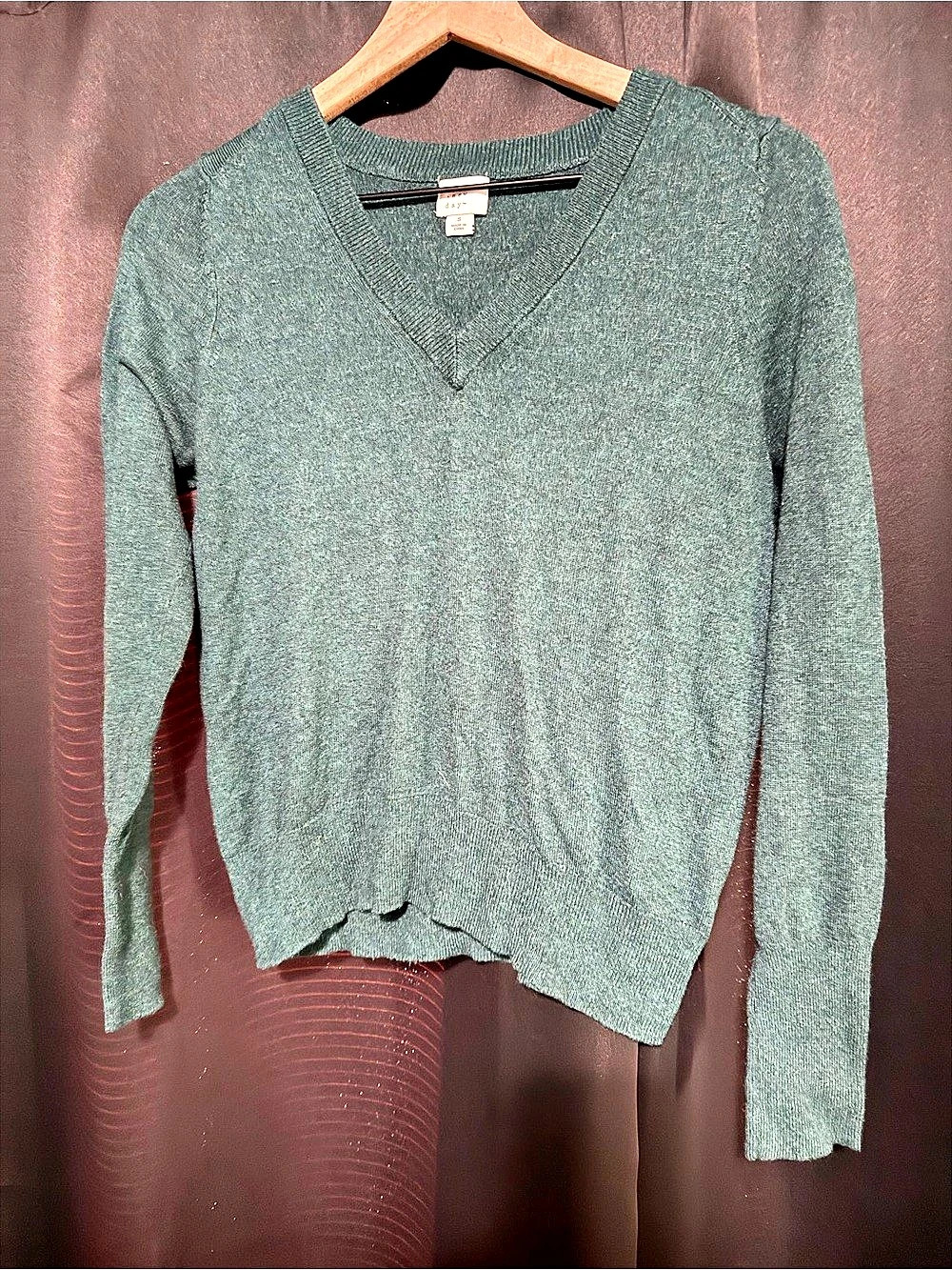 a new day V-Neck Sweater in Green Size Small